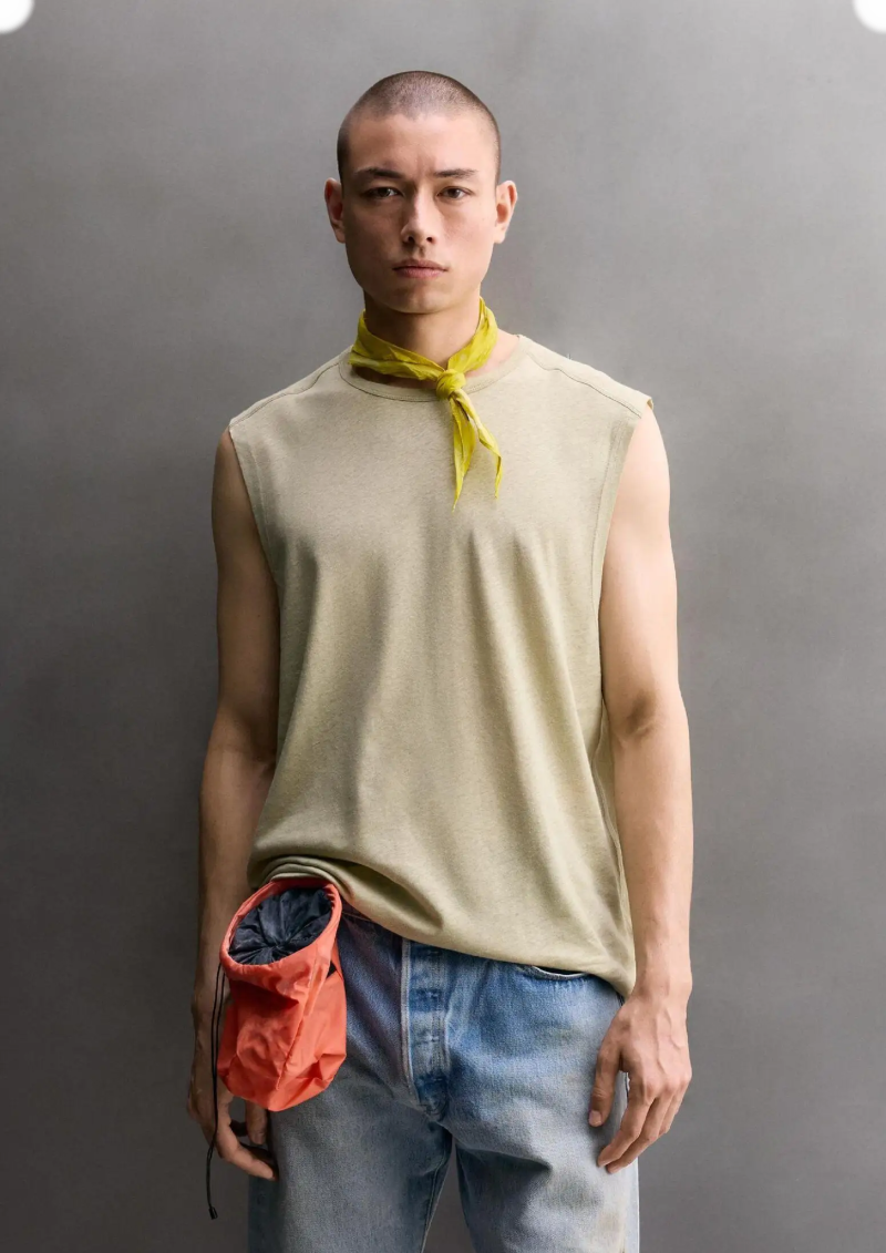 Zara catalogue du 01/08 – page 3