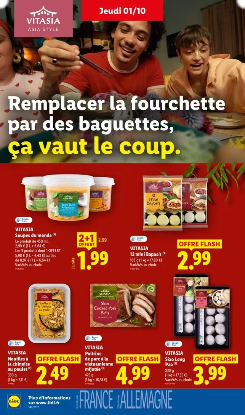 Spécialités asiatiques au rayon frais, comprenant des Siao Long Pao, du porc mijoté à la vietnamienne et des soupes du monde.